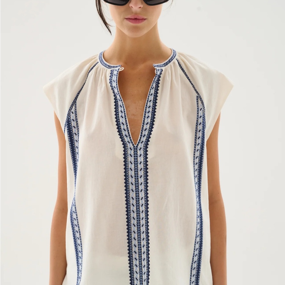 Maria Cher Embroidered White and Blue Blouse